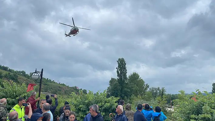 Bartın’da 70 işçi helikopter ile kurtarıldı