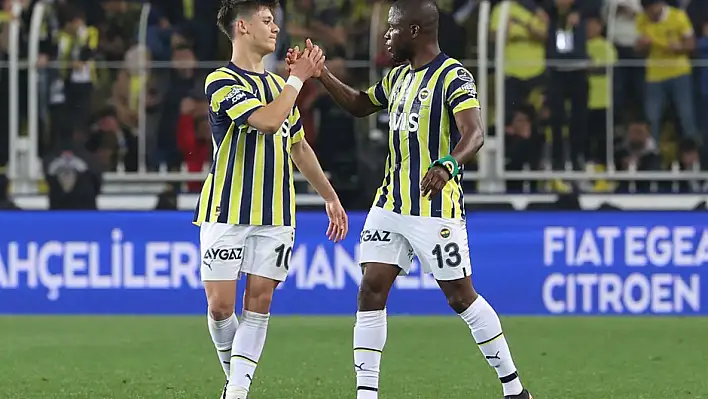 Başakşehir maçı öncesi Fenerbahçe’den 5 yıldızlı forma açıklaması!