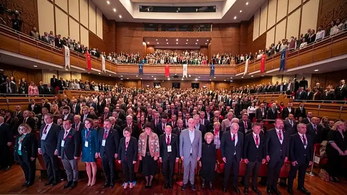 Başdaş'tan İzmir Büyükşehir Belediyesi’nin etkinliklerine ilişkin eleştiri