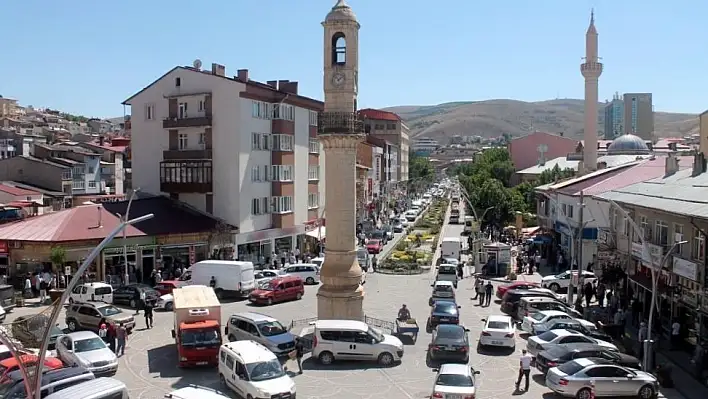 Bayburt'ta trafiğe kayıtlı araç sayısı 16 bin 966 oldu