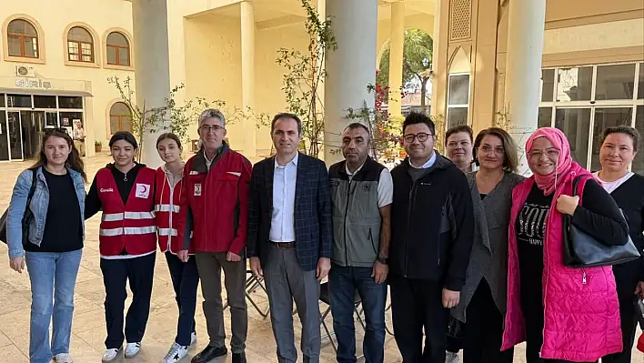 Bayındır'da Kızılay Haftası'nda Kan Bağışı Kampanyası Düzenlendi