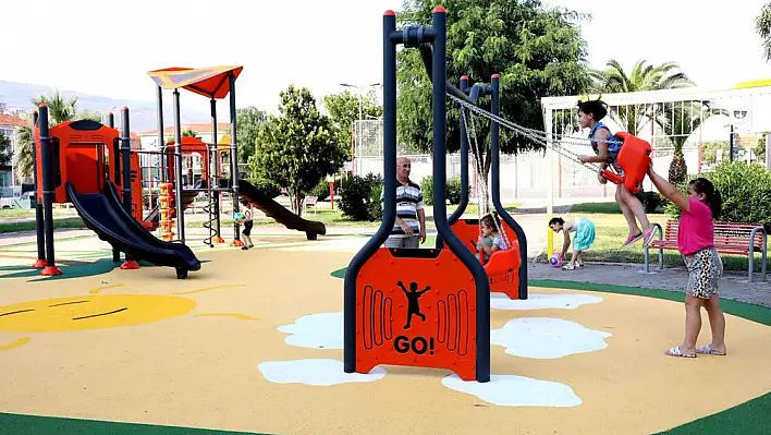 Bayraklı yeni parkına kavuşuyor