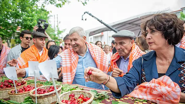 Belenbaşı Kiraz Festivali İzmirlileri bir araya getirdi