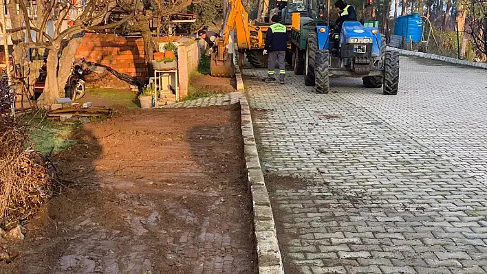 Beydağ'da Üstyapı ve Temizlik Çalışmaları Hız Kesmeden Devam Ediyor