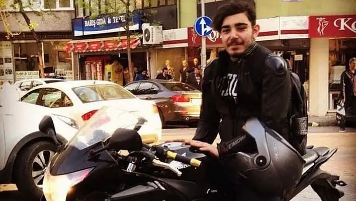 Beylikdüzü’nde bir genç, boynunda plastik kelepçe ile evinde ölü bulundu