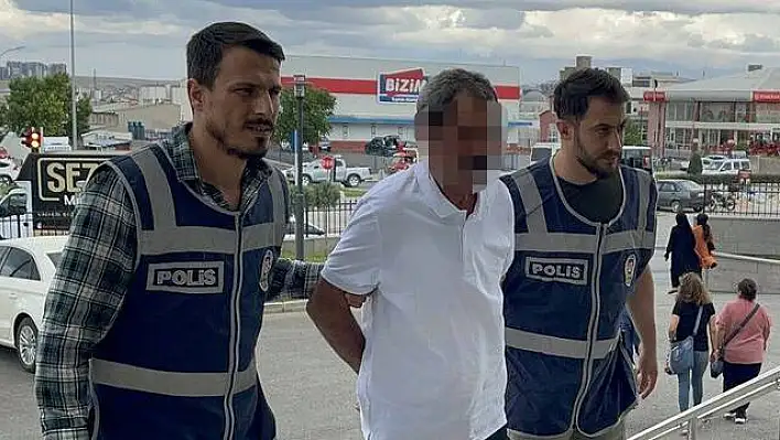 Birlikte yaşadığı kadını öldürdü