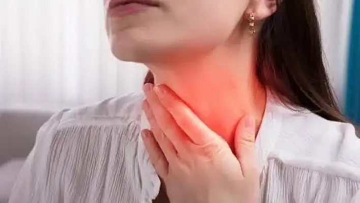 Boğaz Ağrısına Ne İyi Gelir? Uzmanlardan Rahatlatıcı Öneriler
