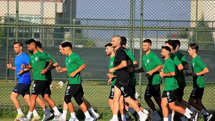 Bornova FK, yeni sezona Afyon’da hazırlanıyor