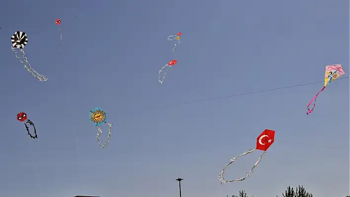 Bornova'da uçurtma şenliği heyecanı!