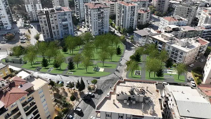 Buca Metrosu'nun yapımında ağaçlara özel koruma