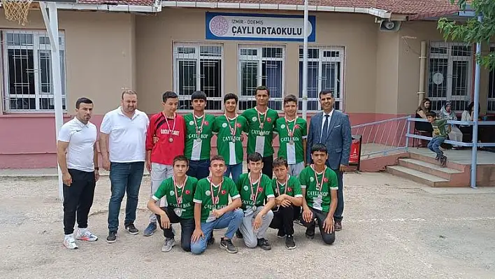 Çaylı'da öğrenciler karne heyecanı yaşadı