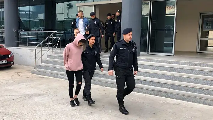 Çeşme’de uyuşturucu operasyonu: 7 tutuklama