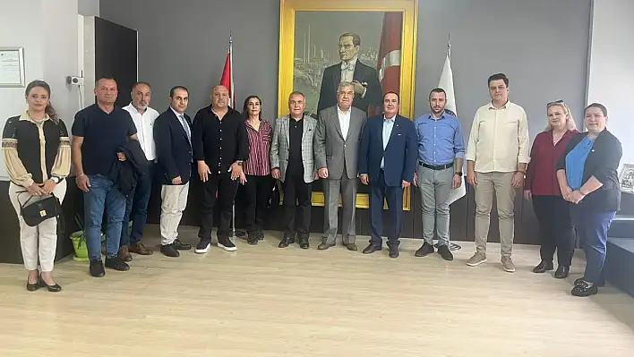 CHP Tire İlçe Teşkilatından Tire Ticaret Odası'na Ziyaret