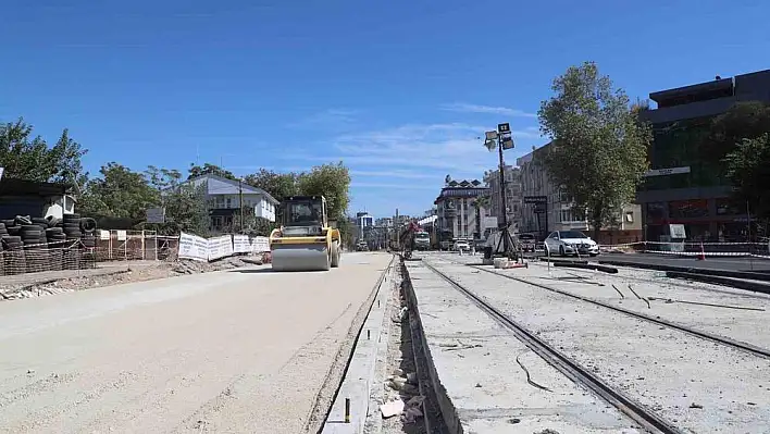 Çöken tramvay hattı tamirinde sona gelindi