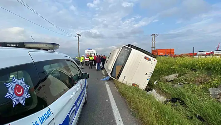 Çorlu’da feci kaza: 14 kişi yaralandı