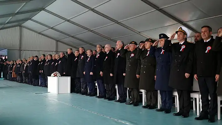 Deniz Harp Okulu marşındaki “Atatürk” kısmı kesildi mi?