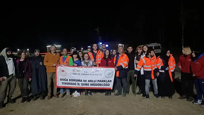 Doğa gününde 12 kilometre yürüdüler