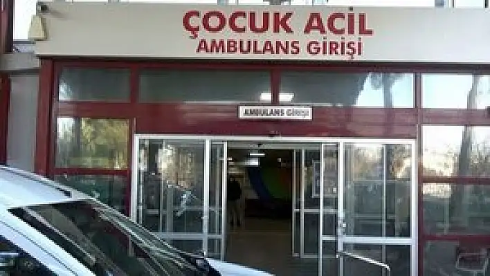 Doktoru  bıçakla tehdit eden sanığa  indirim