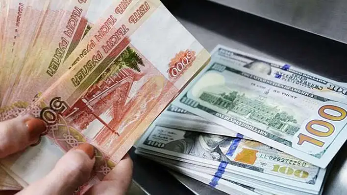 Dolar/Ruble Paritesi 96 Seviyelerine düştü