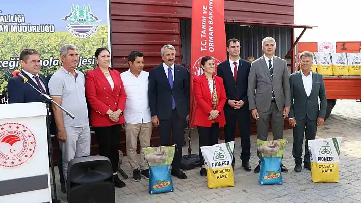 Edirne'de hibeli kanola tohumu dağıtım töreni