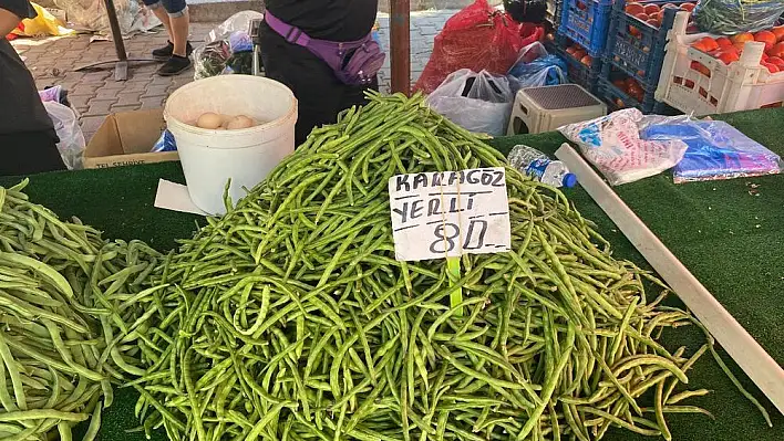 Ege Bölgesi'nin En Büyük ve En Renkli Pazarı Ödemiş Pazarı