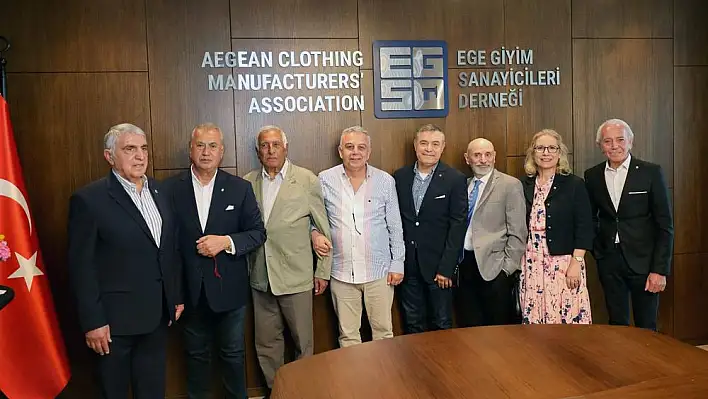 Ege Giyim Sanayicileri’ne yeni dernek merkezi