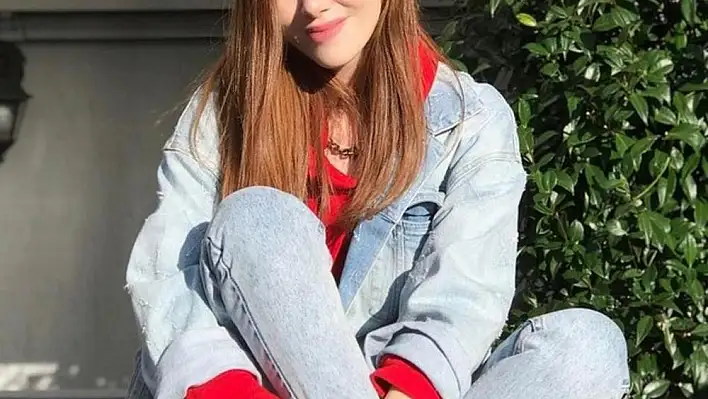 Elçin Sangu, ‘Jekyll and Hyde’den ayrıldı