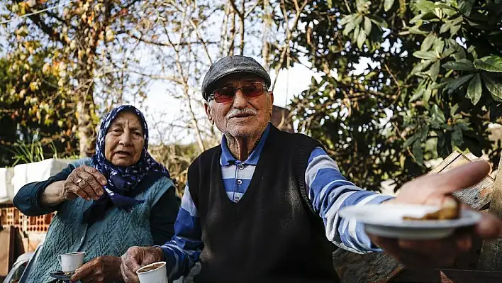 'Emekliler bu bayramda da sürünecek'