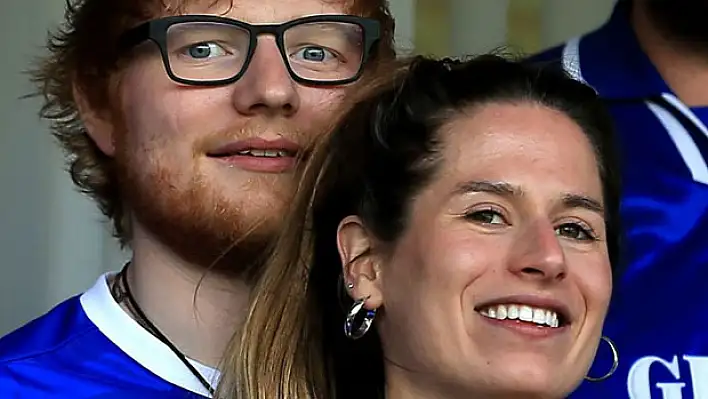 Eşinin kanser haberini alınca dört saatte yedi şarkı yazdı