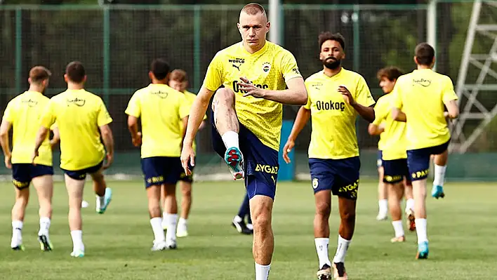 Fenerbahçe’de bir ayrılık daha yolda Attila Szalai’ye sürpriz talip