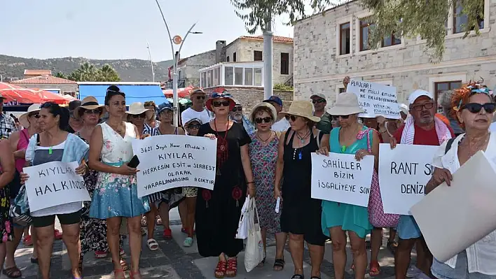 Foça halkından ‘havlulu’ protesto