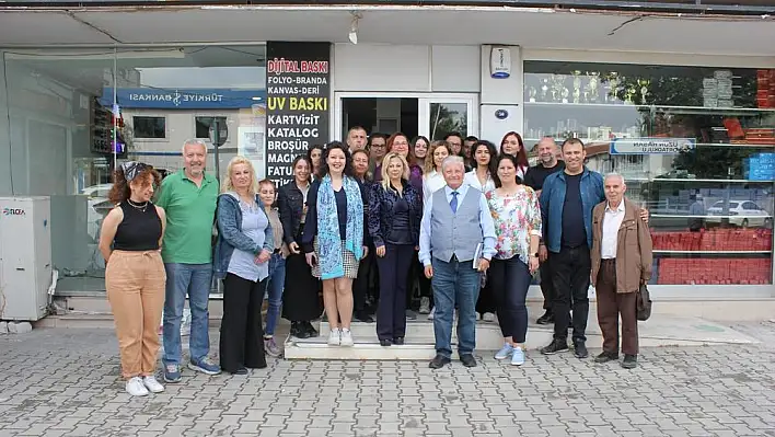 Gazeteciler Cemiyeti Yenikiraz gazetesini ziyaret etti