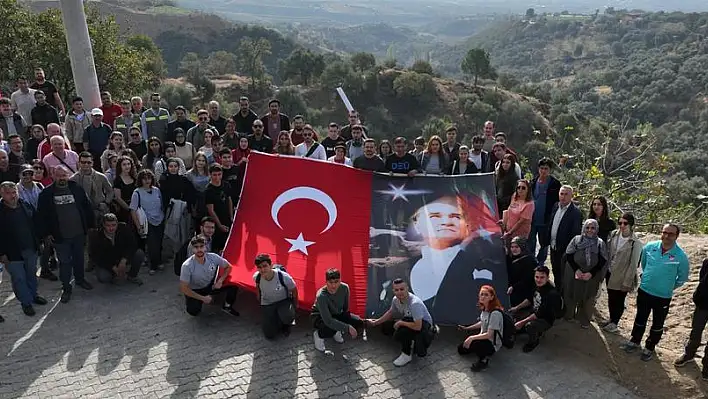 Gazi Mustafa Kemal Atatürk doğa yürüyüşünde anıldı