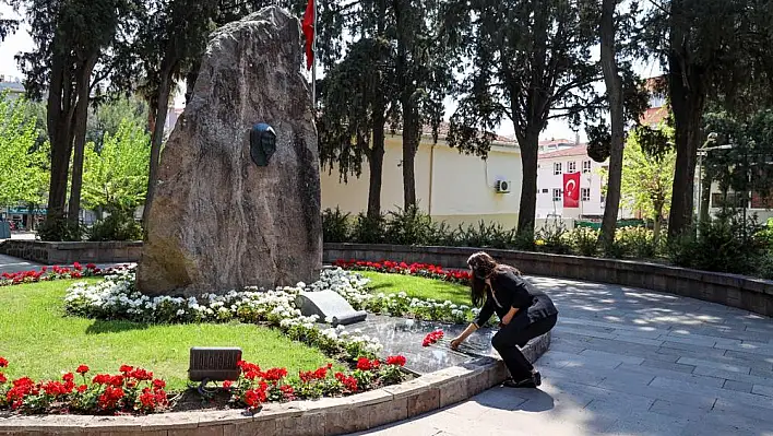Gökçen’den 23 Nisan ziyaretleri