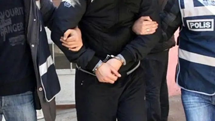 Gülen’in yeğeni ve eşi tutuklandı