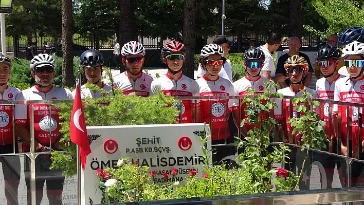 Halisdemir’in mezarına ziyaretçi akını