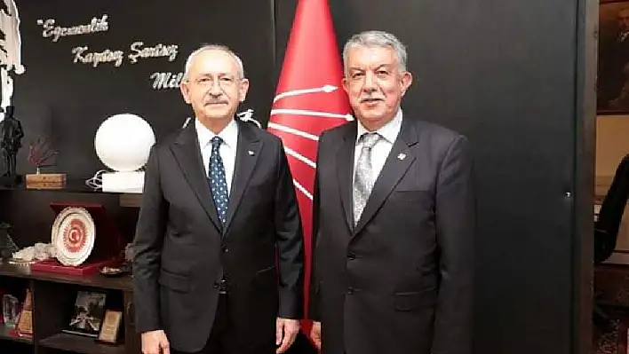 HAMDİ HALİS GENEL BAŞKAN KILIÇDAROĞLU İLE İZMİR'DE BİR ARAYA GELDİ