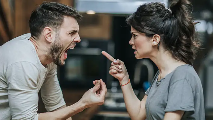 İlişkilerdeki 3 Büyük Tehlike: Love Bombing, Gaslighting, Ghosting