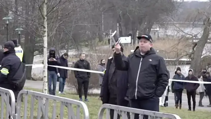 İsveç polisinden skandal karar