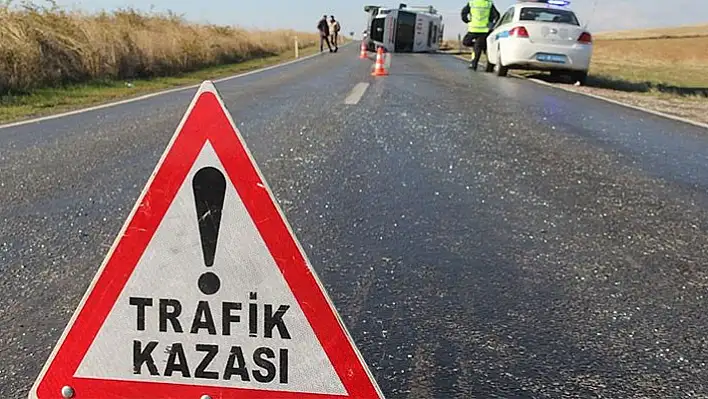 İzmir Gümüldür karayolunda trafik kazası…İşte ilk görüntüler