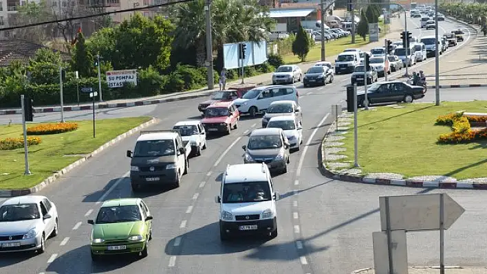 İzmir-Manisa yolu kavşakları trafiğe kapatıldı