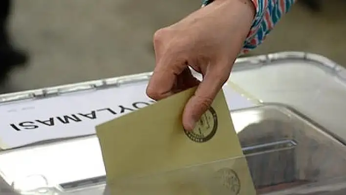 İzmir seçime gidiyor: 3,5 milyon seçmen sandığa gidecek