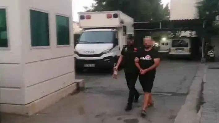 İzmir’de FETÖ operasyonu