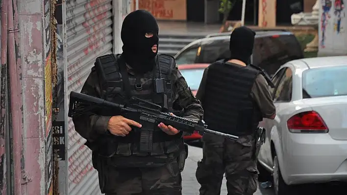 İzmir’de terör operasyonu: 1 kişi yakalandı