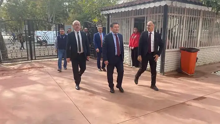 Kaymakam Erdoğan'dan Zübeyde Hanım MTAL'e İnceleme Ziyareti