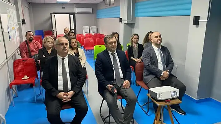 Kaymakam Erdoğan, Ödemiş Bilim ve Sanat Merkezi'ni Ziyaret Etti