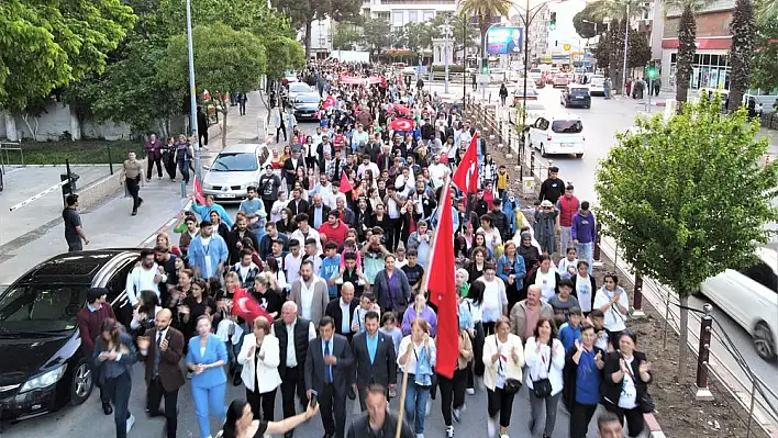 Kemalpaşa Belediyesi 19 Mayısı kutladı