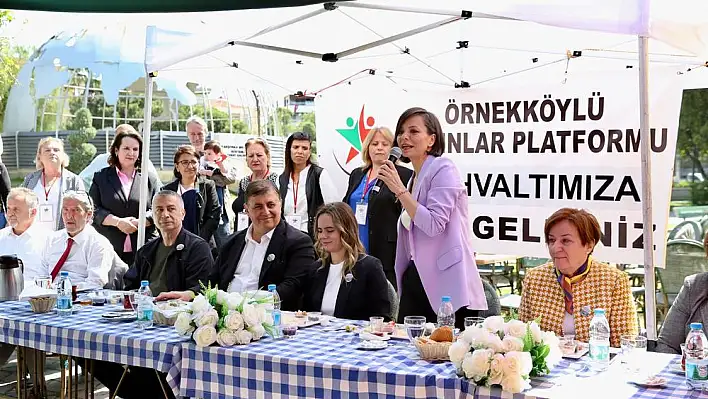 Kınay, “İzmir Türkiye’yi aydınlatacak”