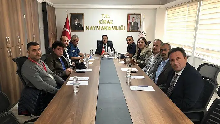 Kiraz'da Bağımlılıkla Mücadele Toplantısı