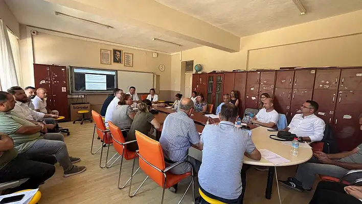 Kiraz'da Yeni Eğitim Yılı Öncesi Müdürler Kurulu Toplandı